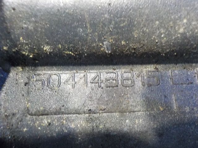 504106451 IVECO Крышка двигателя, № XF50318, фото 7