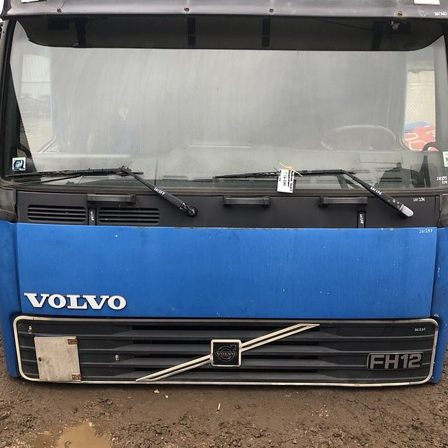 8143393 VOLVO Капот, № XF261297, фото 3