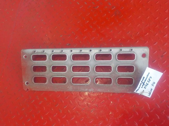8191315 VOLVO Накладка подножки, № XF246584, фото 2