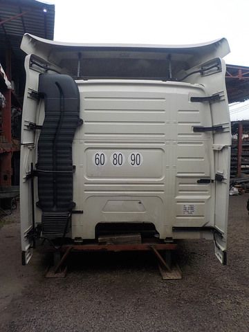 VOLVO Кабина, Globetrotter, № XF207854, фото 4