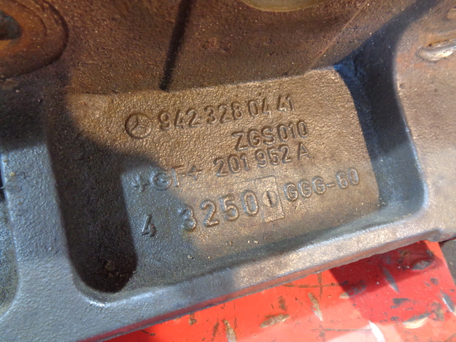 9423280541 MERCEDES Кронштейн пневмоподушки правый, № XF285155, фото 4