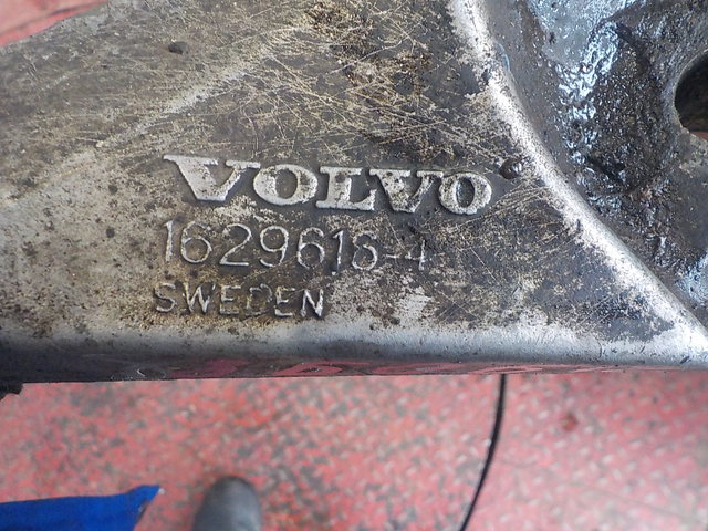 20452596 VOLVO Опора двигателя, № XF219098, фото 8