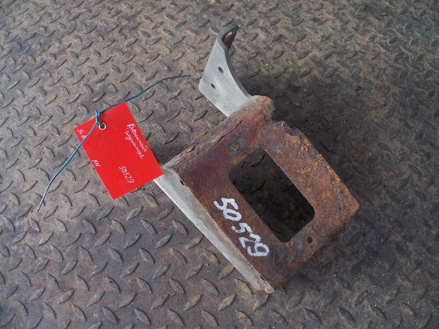 1079661 VOLVO Кронштейн глушителя, № XF50529, фото 1