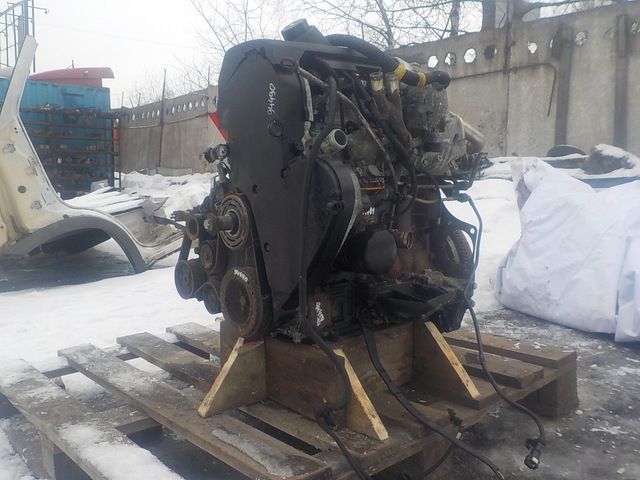 500382117 IVECO Крышка двигателя, № XF94460, фото 3