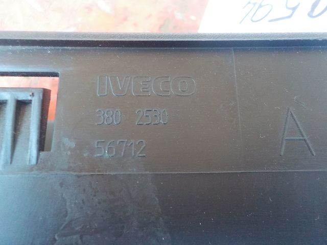 3802530 IVECO Ящик вещевой, № XF169594, фото 4