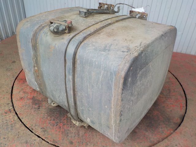 RENAULT Бак топливный, № XF122470, фото 1