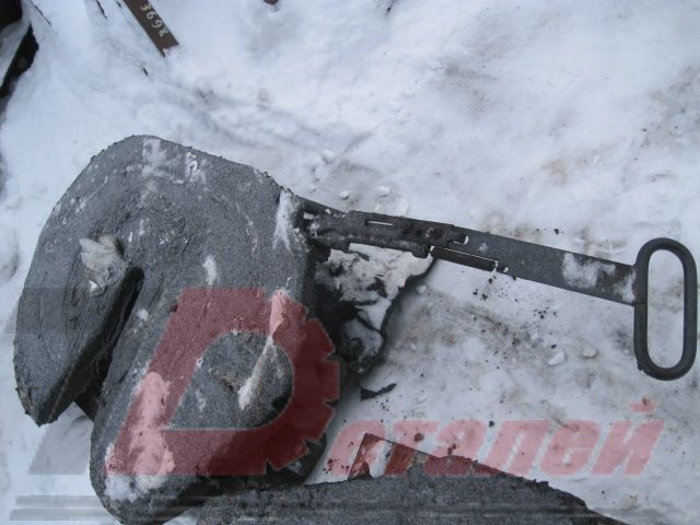 0000000002 MERCEDES Седло, № XF12581, фото 1