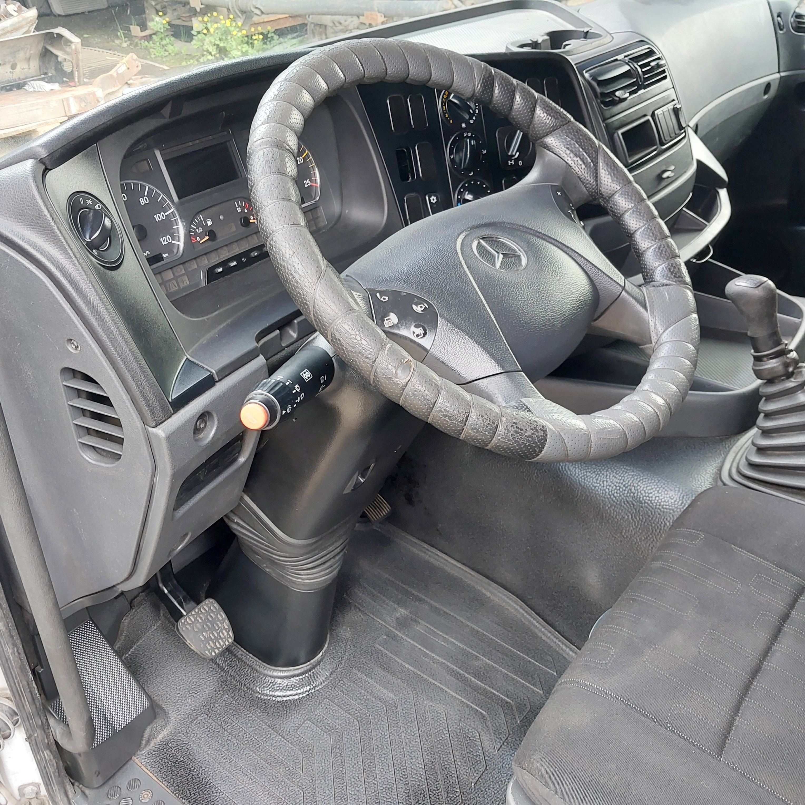 9734603731 MERCEDES Колонка рулевая, № XF454783, фото 1