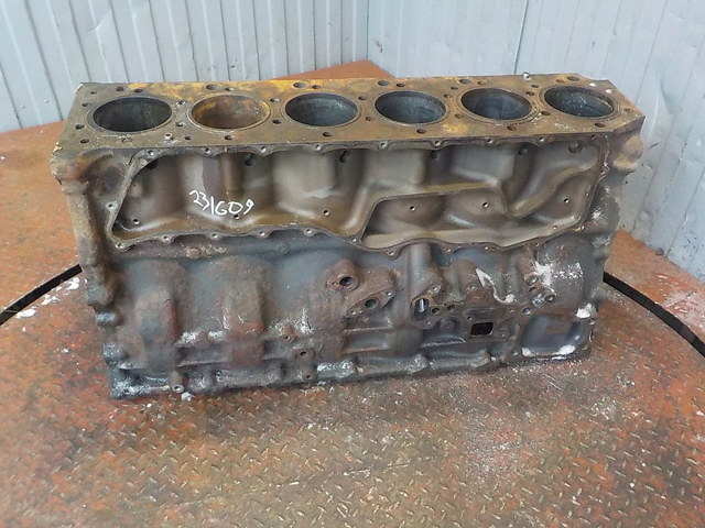 7422073580 RENAULT Блок двигателя, № XF231609, фото 6