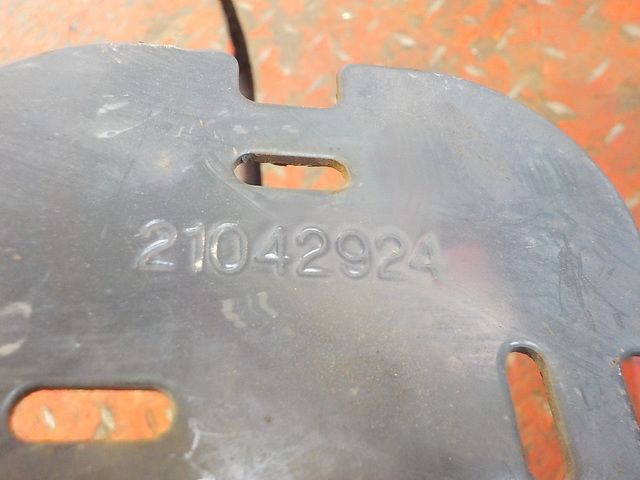 21042924 VOLVO Кронштейн электропроводки, № XF334796, фото 4