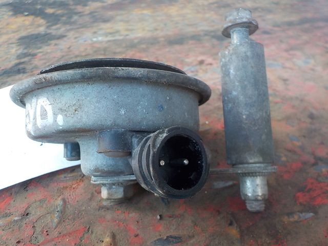 VOLVO Сигнал звуковой, № XF104777, фото 2