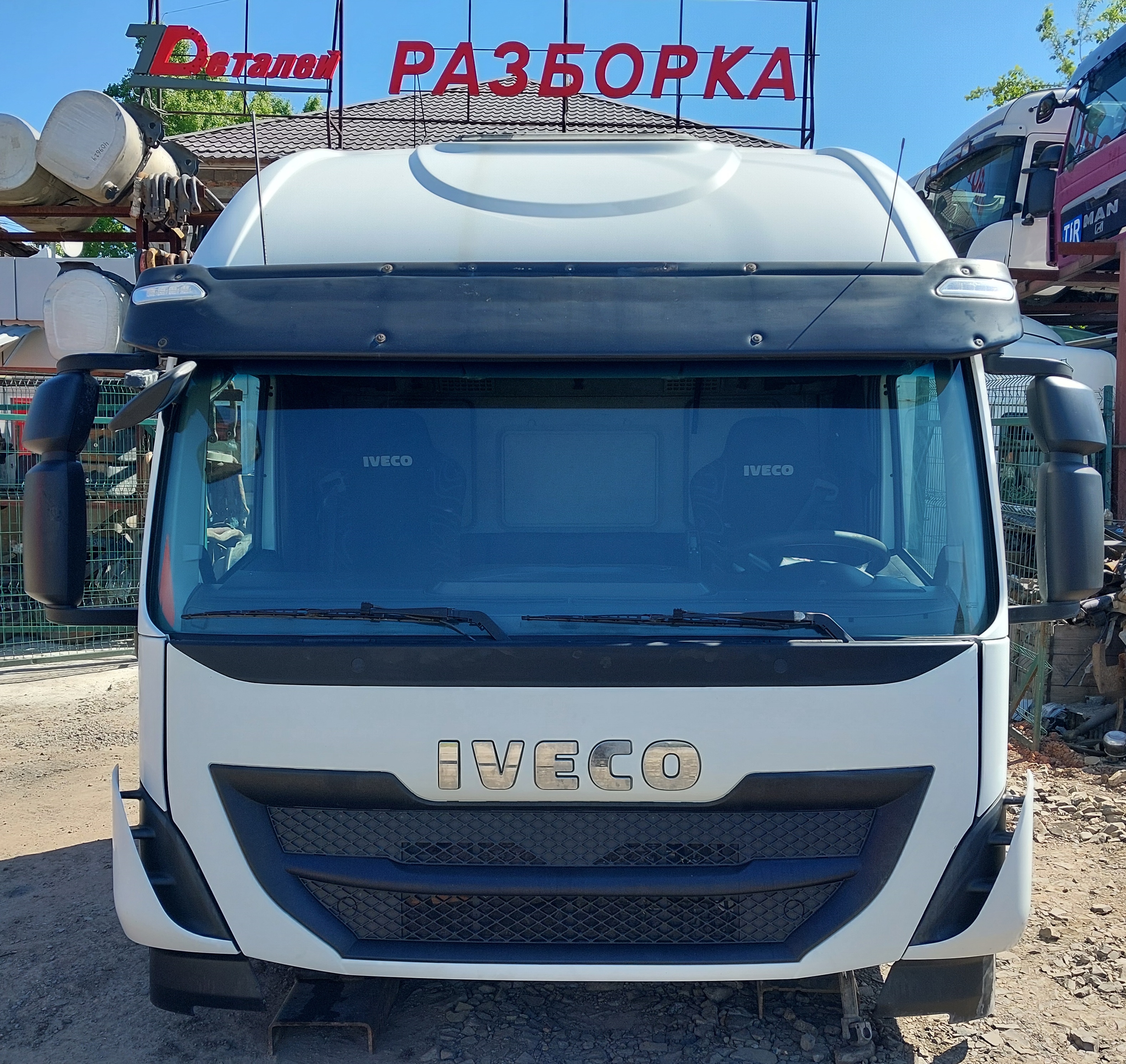 5801758721 IVECO Кабина, AT, МКПП, № XF449994, фото 2