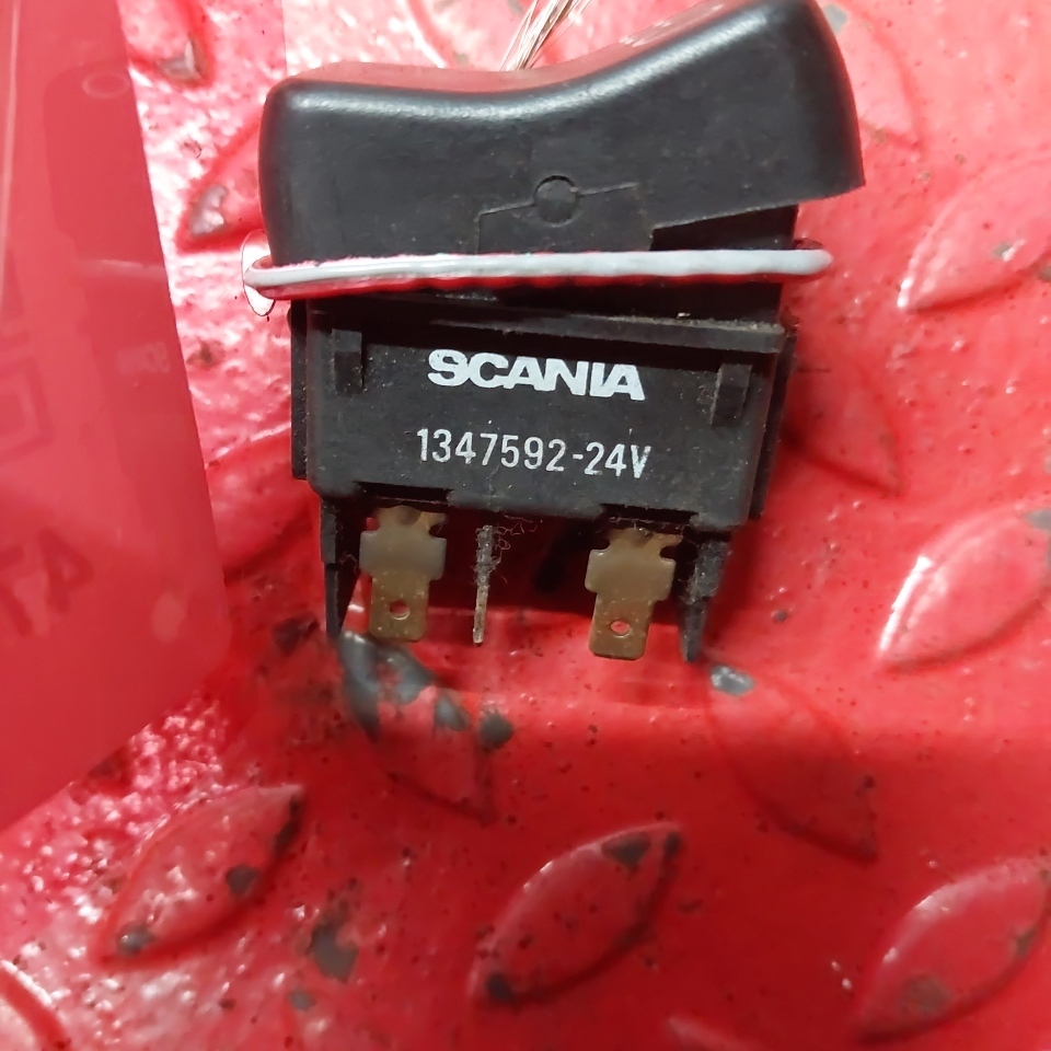 1347592 SCANIA Кнопка, № XF479405, фото 4
