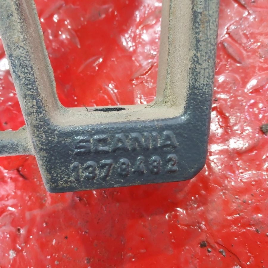1378482 SCANIA Кронштейн глушителя, № XF410376, фото 4