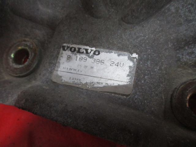 8191758 VOLVO Трапеция стеклоочистителя, № XF305179, фото 3