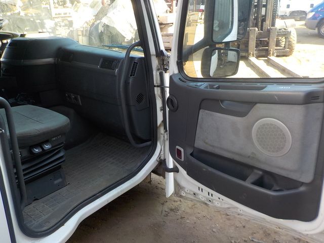 VOLVO Кабина, Globetrotter XL, № XF138279, фото 16