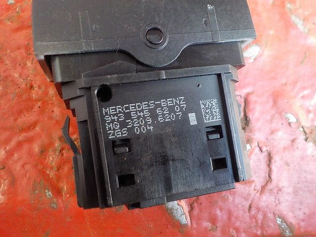 9435450907 MERCEDES Кнопка, № XF112158, фото 4