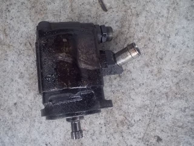 5010557868 RENAULT Насос ГУР, № XF35791, фото 4