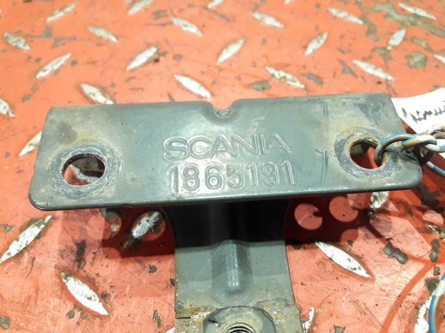 1865191 SCANIA Кронштейн бампера, № XF310098, фото 3