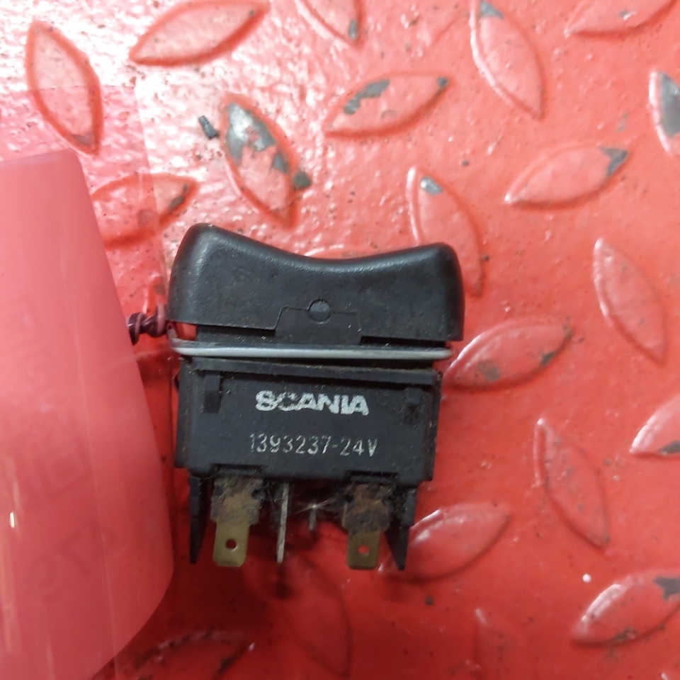 1393237 SCANIA Кнопка, № XF479410, фото 4