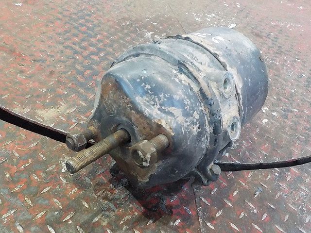 20533196 VOLVO Энергоаккумулятор, № XF230609, фото 3