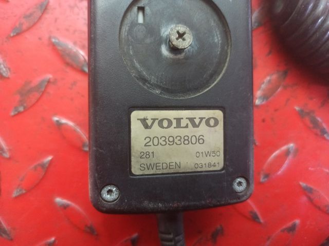 20393806 VOLVO Пульт управления пневмоподвеской, № XF315796, фото 4