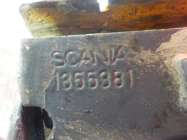 1835531 SCANIA Замок крыла, № XF268454, фото 4