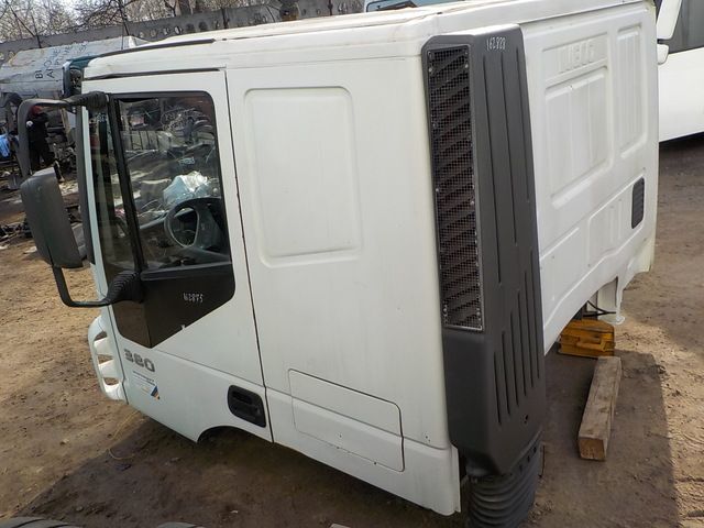 IVECO Кабина, MLL Низкая, № XF162859, фото 9