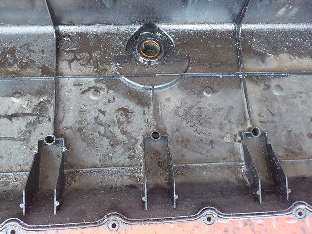 500323058 IVECO Клапанная крышка, № XF159112, фото 4