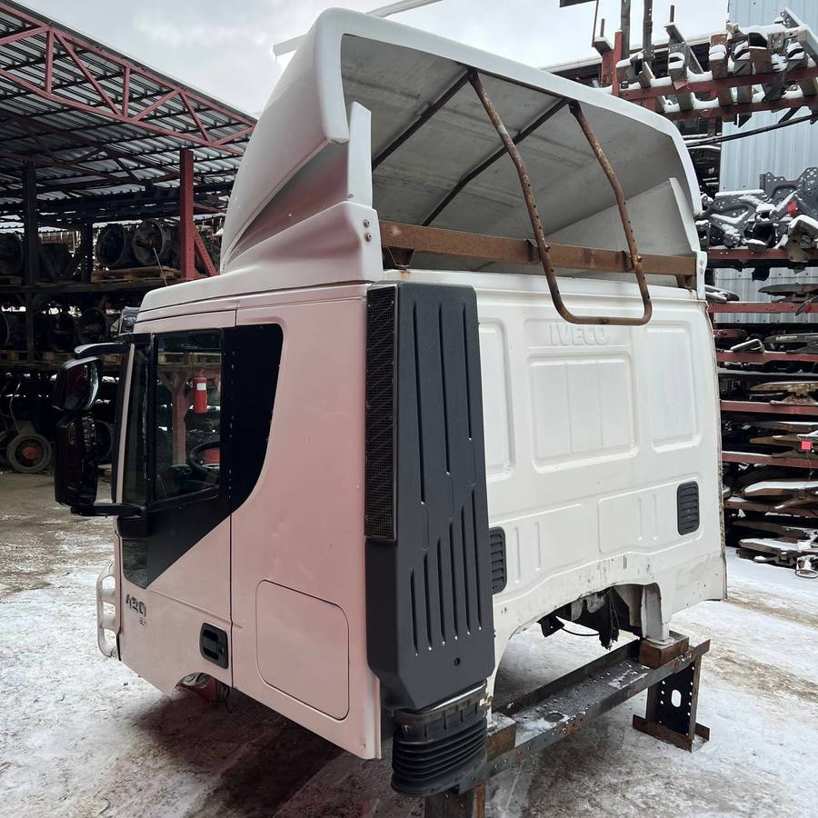 IVECO Кабина, AT, № XF436906, фото 3