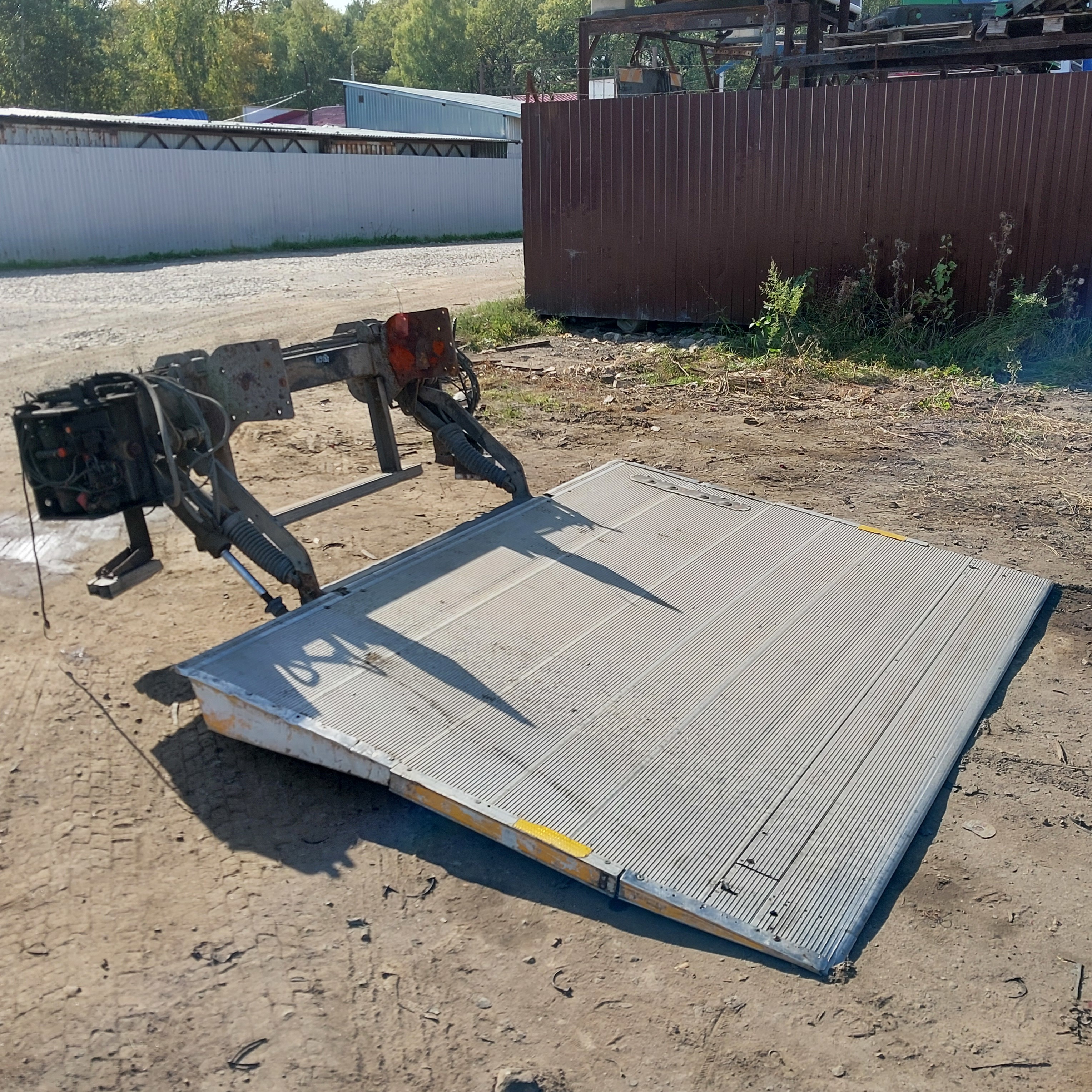 IVECO Гидроборт, № XF481614, фото 1