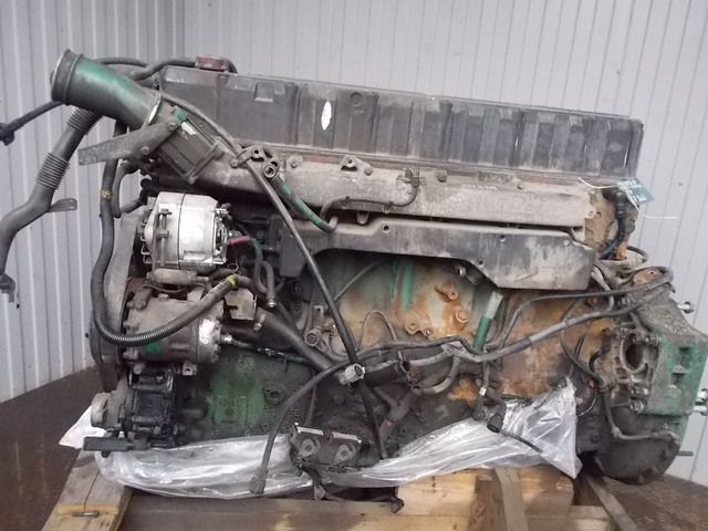 VOLVO Двигатель, D12C, № XF67366, фото 3