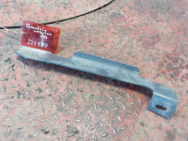 9425284840 MERCEDES Кронштейн патрубка, № XF223587, фото 3