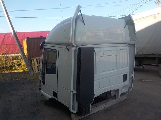 IVECO Кабина, MLL Высокая, № XF177321, фото 4