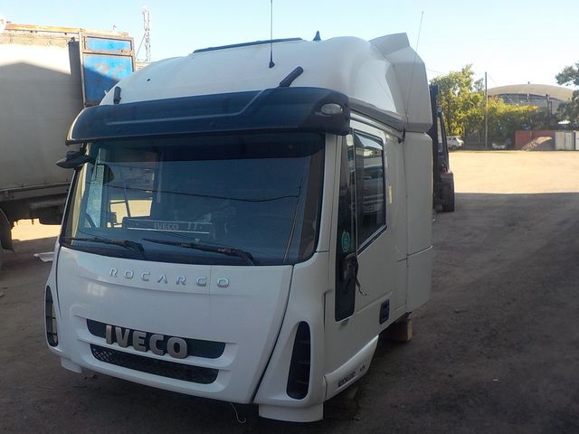 IVECO Кабина, MLL Высокая, № XF177321, фото 5