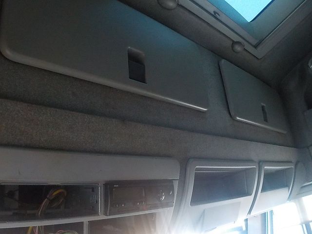 IVECO Кабина, MLL Высокая, № XF177321, фото 9