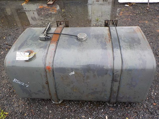 7421181251 RENAULT Бак топливный, № XF85027, фото 1
