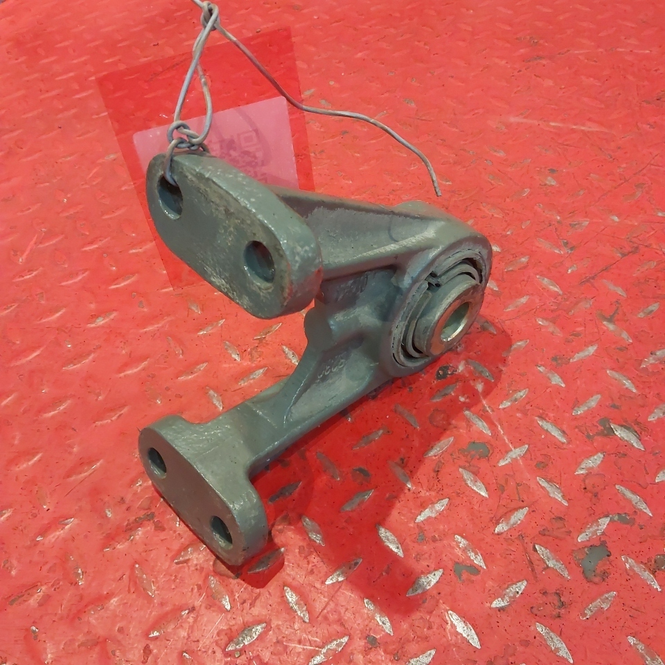 WG9925688230 SITRAK\HOWO Кронштейн стабилизатора, № XF468878, фото 2