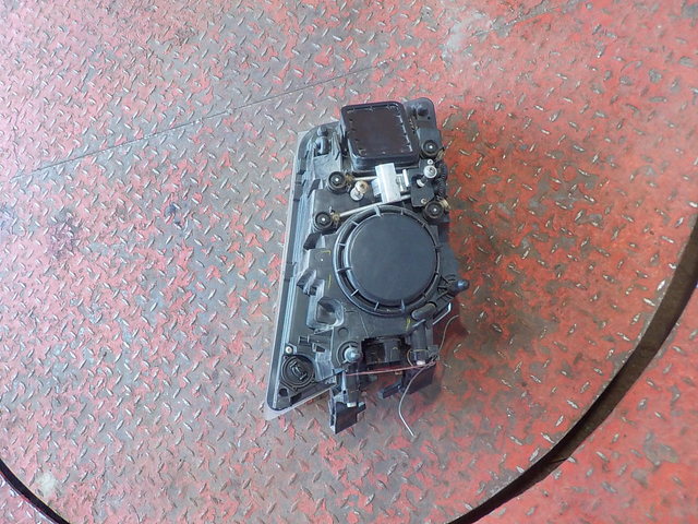 21123489 VOLVO Фара правая, № XF334723, фото 4