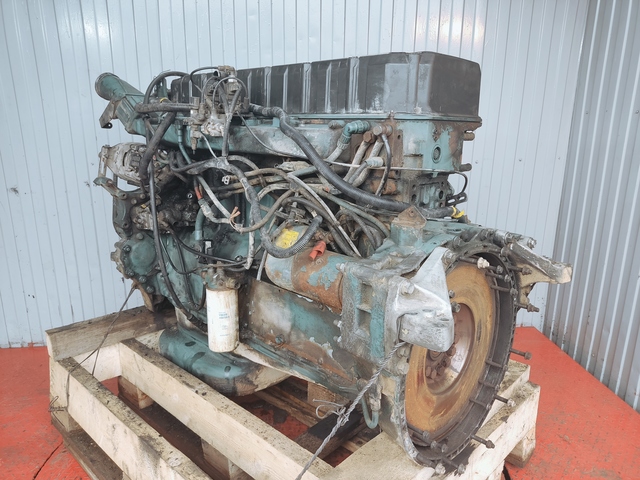 1637740 VOLVO Двигатель, D12А, № XF300999, фото 3