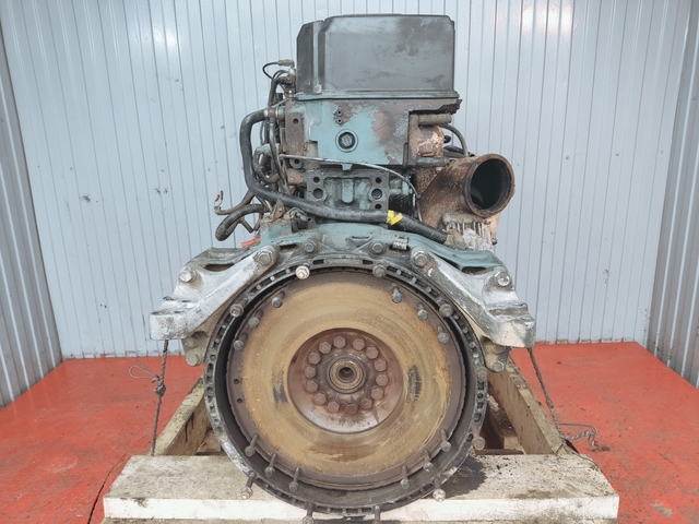 1637740 VOLVO Двигатель, D12А, № XF300999, фото 4