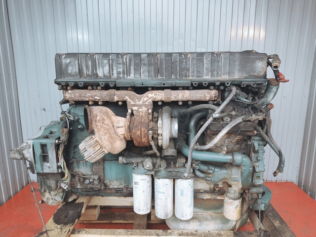 1637740 VOLVO Двигатель, D12А, № XF300999, фото 6