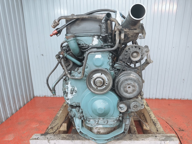 1637740 VOLVO Двигатель, D12А, № XF300999, фото 8