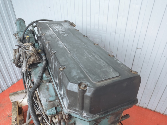 1637740 VOLVO Двигатель, D12А, № XF300999, фото 9