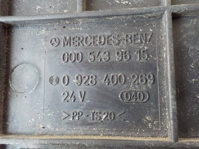 0005439615 MERCEDES Блок предохранителей, № XF158578, фото 6