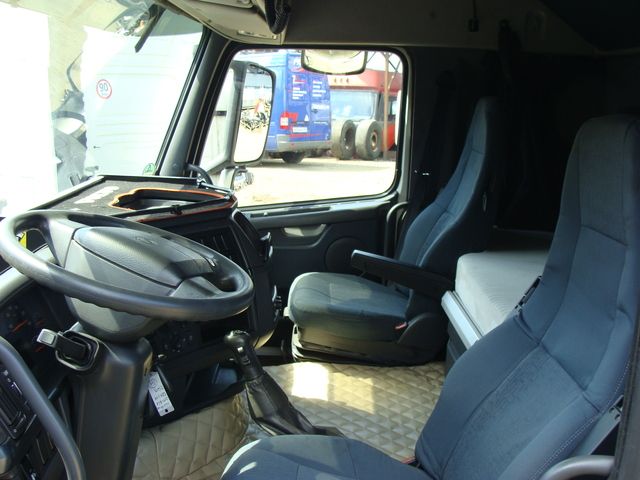 VOLVO Кабина, Globetrotter, № XF294700, фото 13