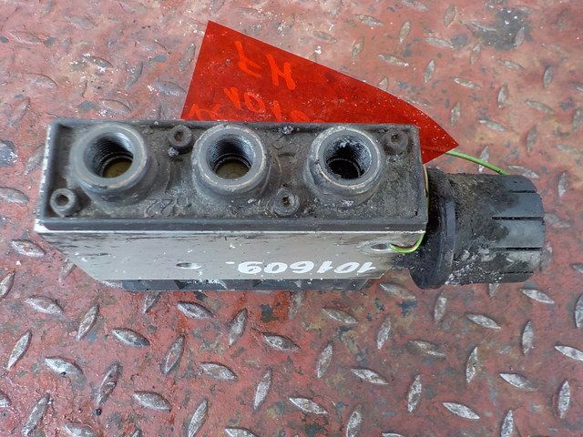 3944717 VOLVO Кран ECAS, № XF101609, фото 4