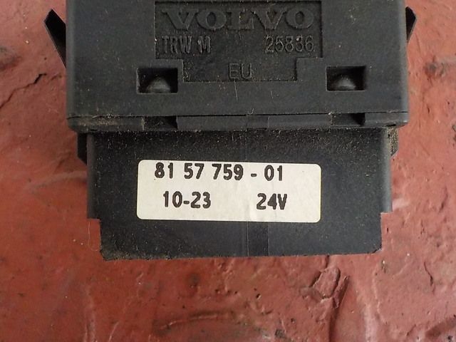 8157759 VOLVO Кнопка, № XF116563, фото 4