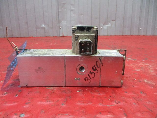 8143448 VOLVO Кран ECAS, № XF313901, фото 6